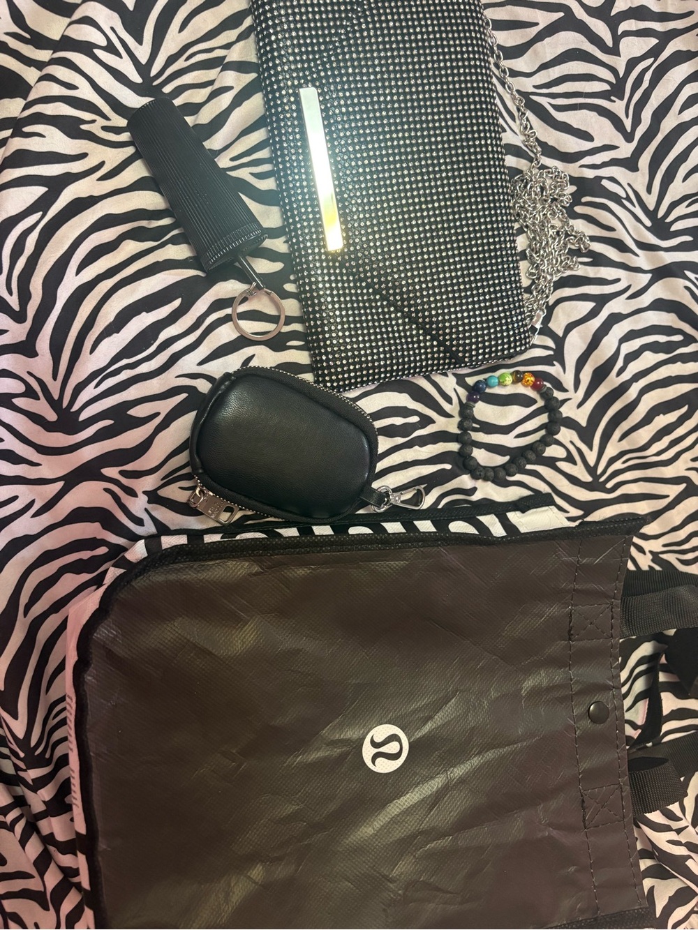 Black bundle - Picture 2 of 3